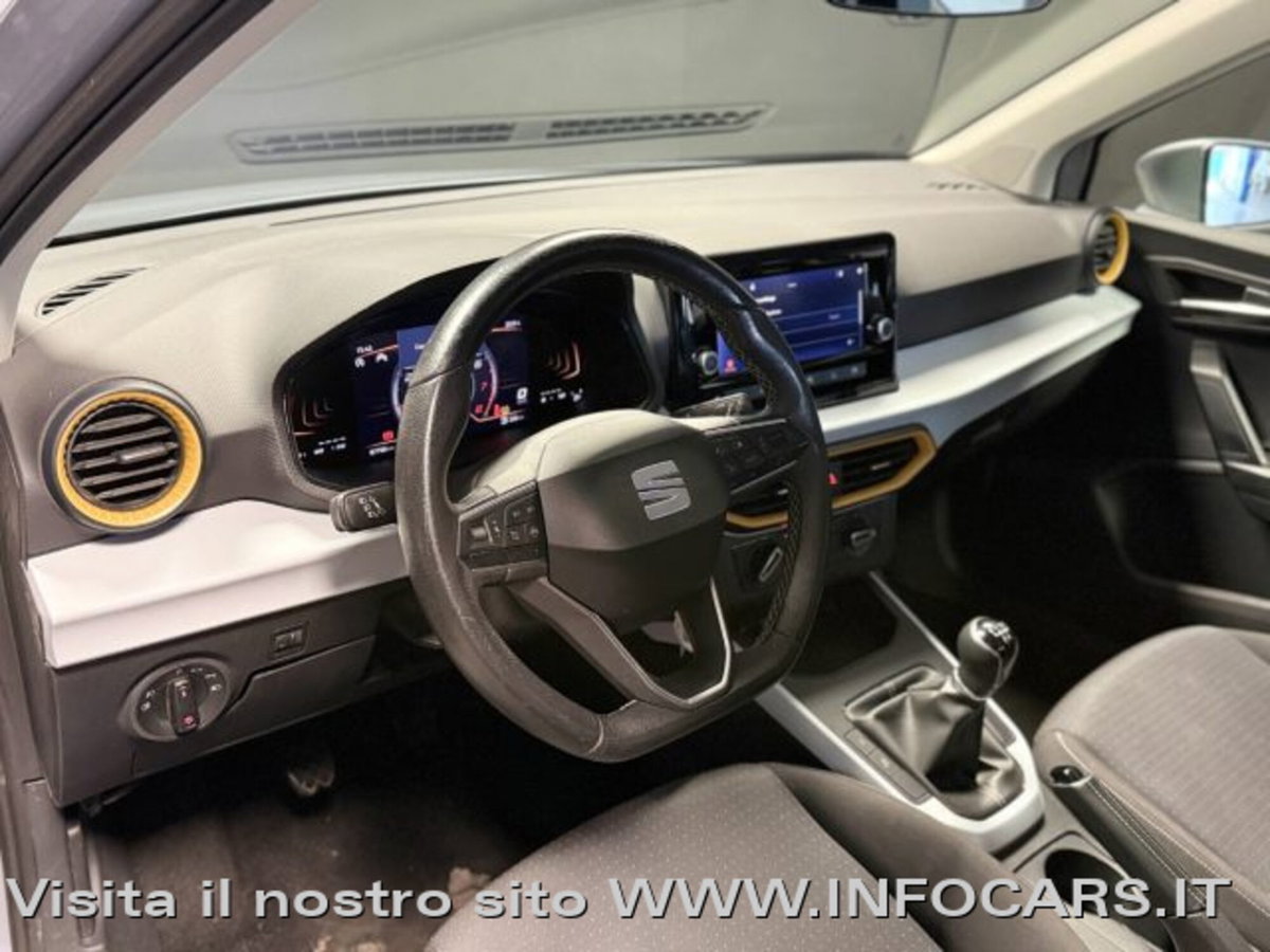 SEAT Arona 1.0 ecotsi Style 95cv (9)