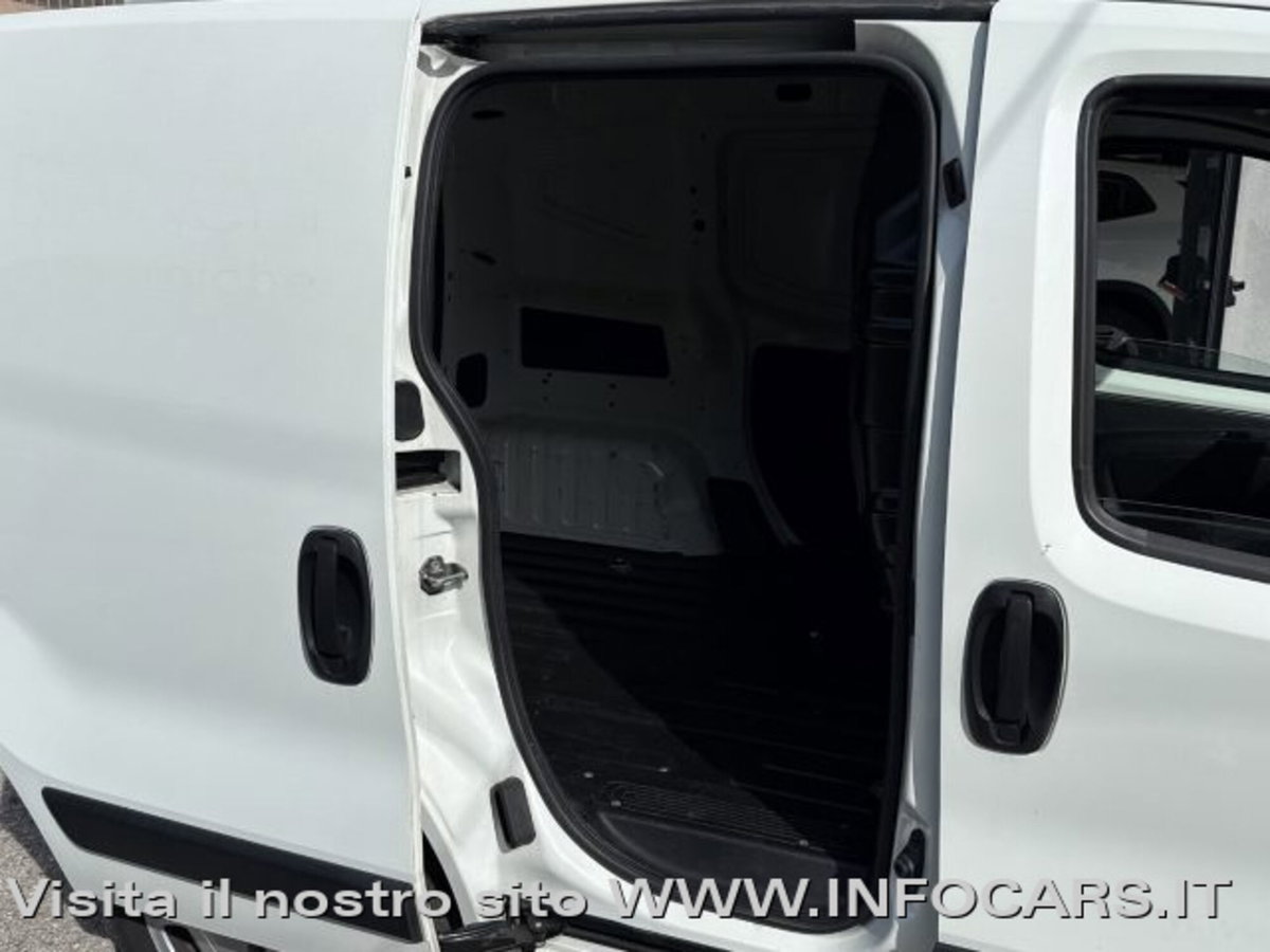Fiat Fiorino 1.3 MJT 95CV Combinato (13)