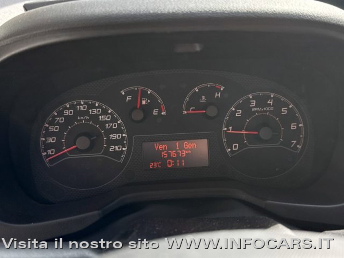 Fiat Fiorino 1.3 MJT 95CV Combinato (9)