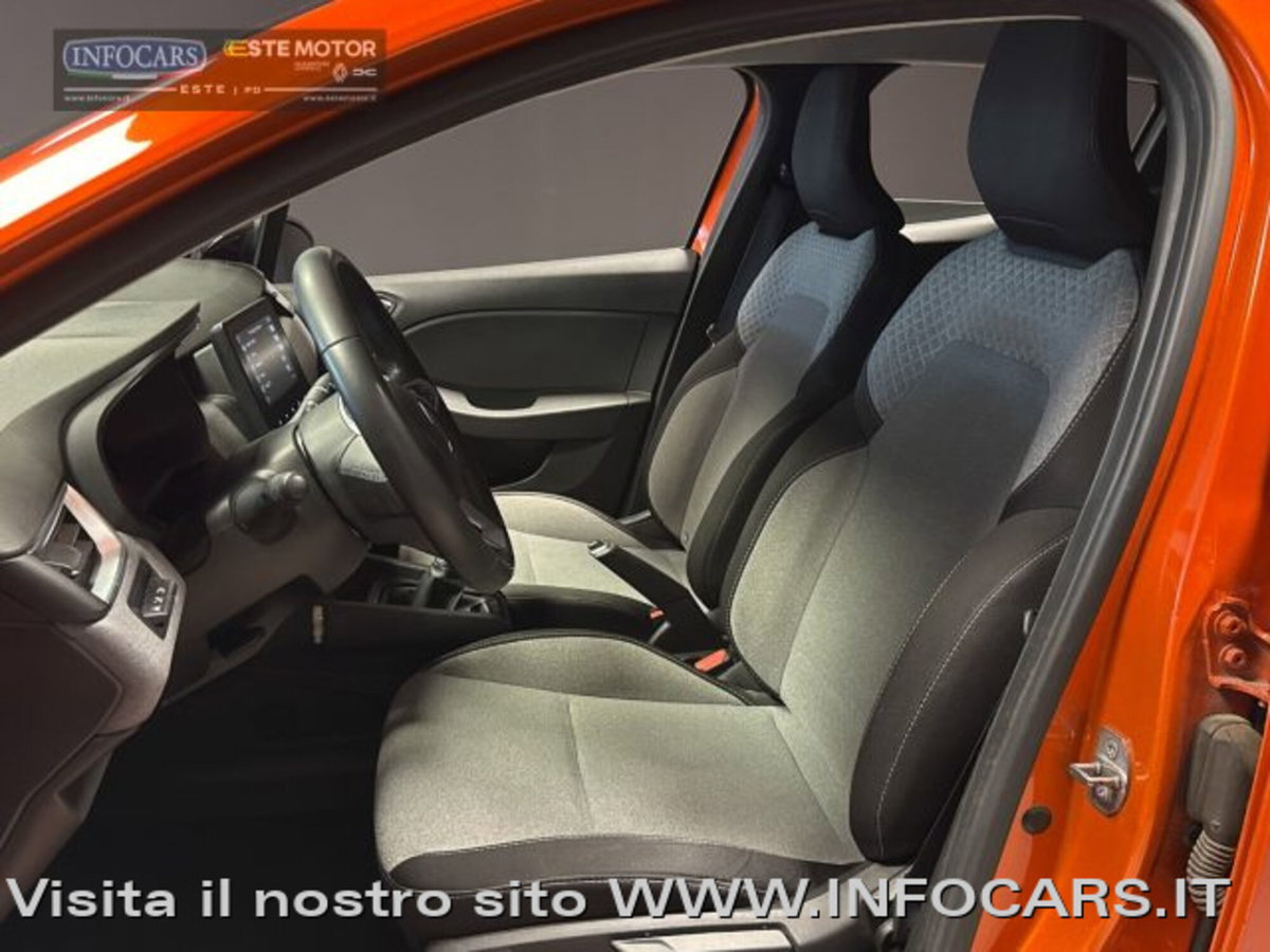 Renault Clio SCe 65 CV 5 porte Life (5)