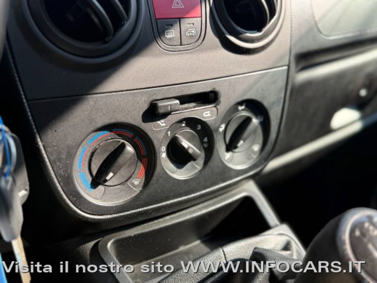 Fiat Fiorino 1.3 MJT 95CV Combinato (11)
