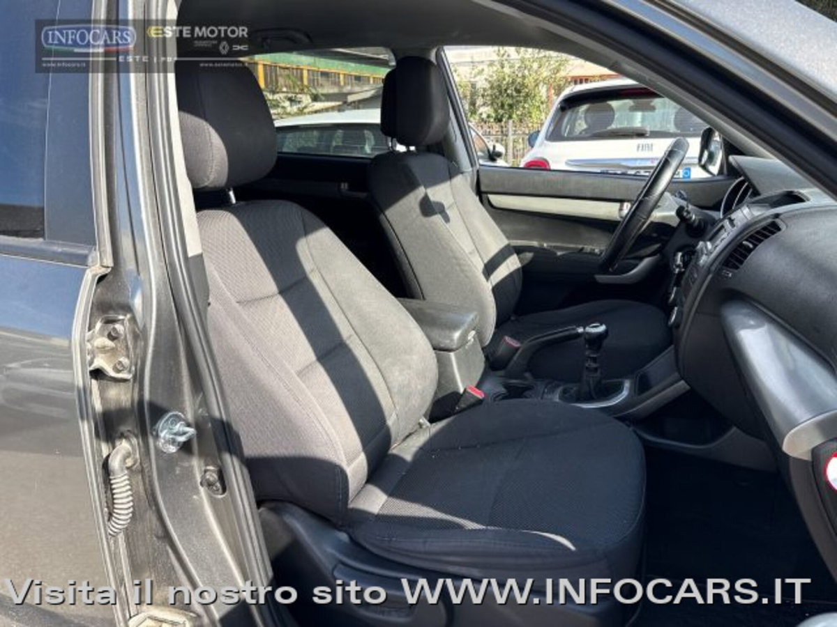 Kia Sorento 2.2 16V CRDI VGT 2WD Active (6)