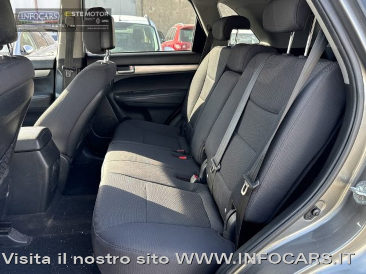 Kia Sorento 2.2 16V CRDI VGT 2WD Active (7)