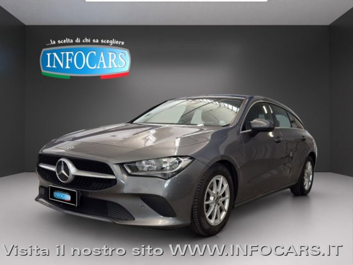 Mercedes-Benz CLA Shooting Brake 200 d Executive auto (3)