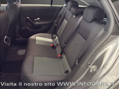 Mercedes-Benz CLA Shooting Brake 200 d Executive auto (7)