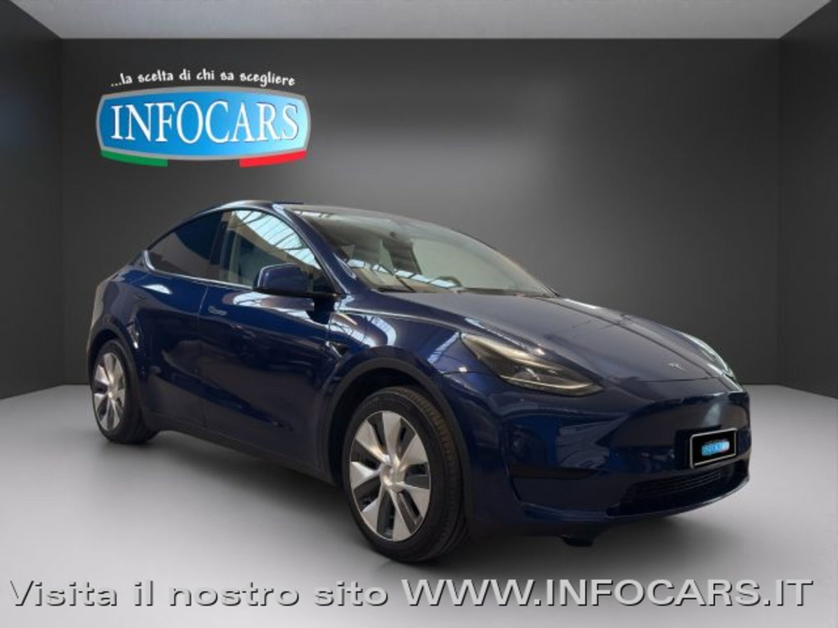 Tesla Model Y rwd