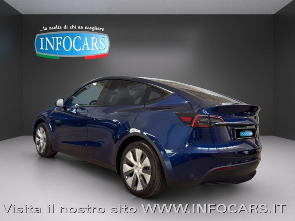 Tesla Model Y rwd (2)
