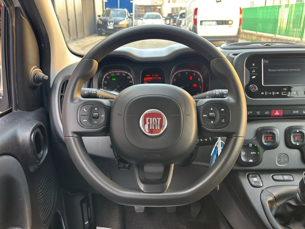 Fiat Panda 1.0 FireFly S&S Hybrid City Cross (16)