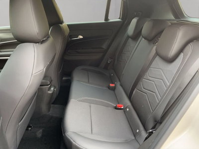 Jeep Avenger 1.2 turbo e-hybrid mhev Summit fwd 110cv edct6 (12)
