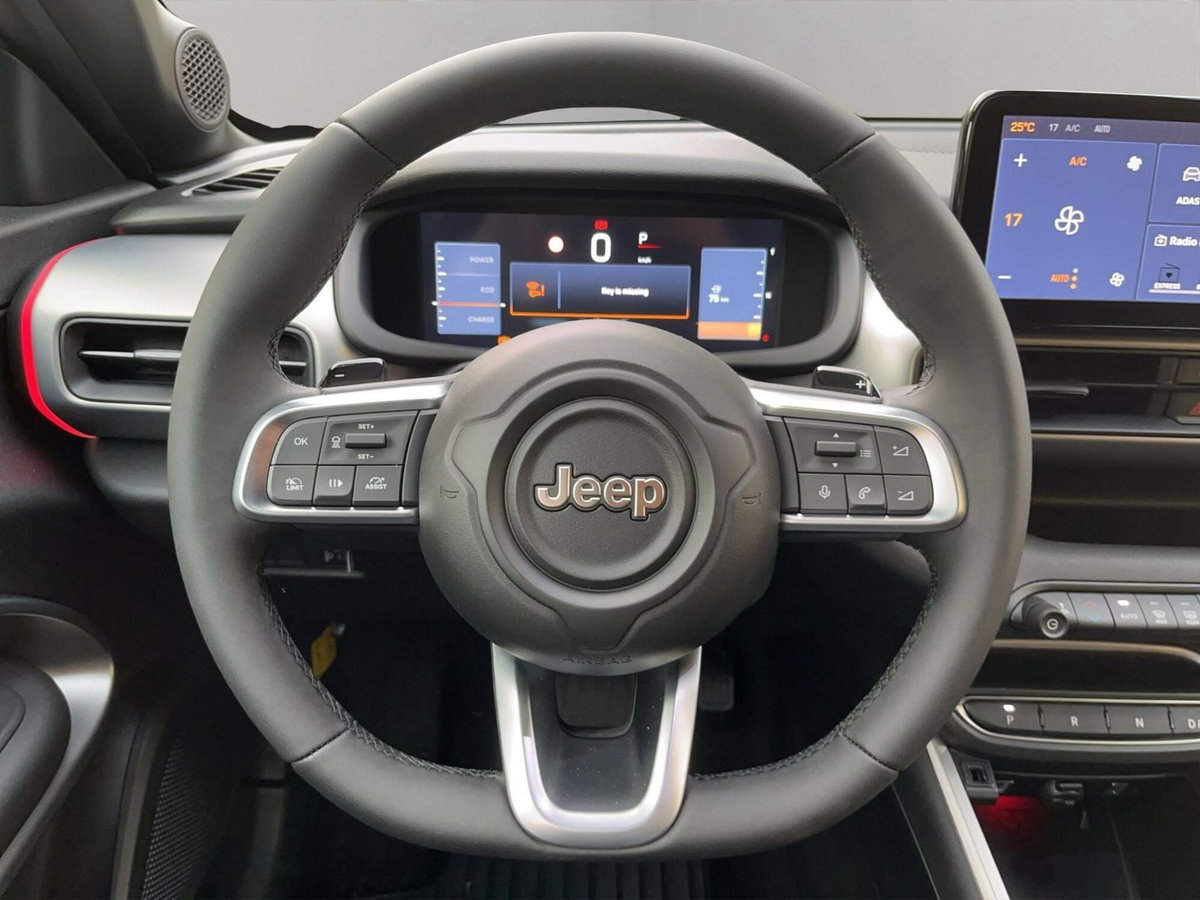 Jeep Avenger 1.2 turbo e-hybrid mhev Summit fwd 110cv edct6 (13)