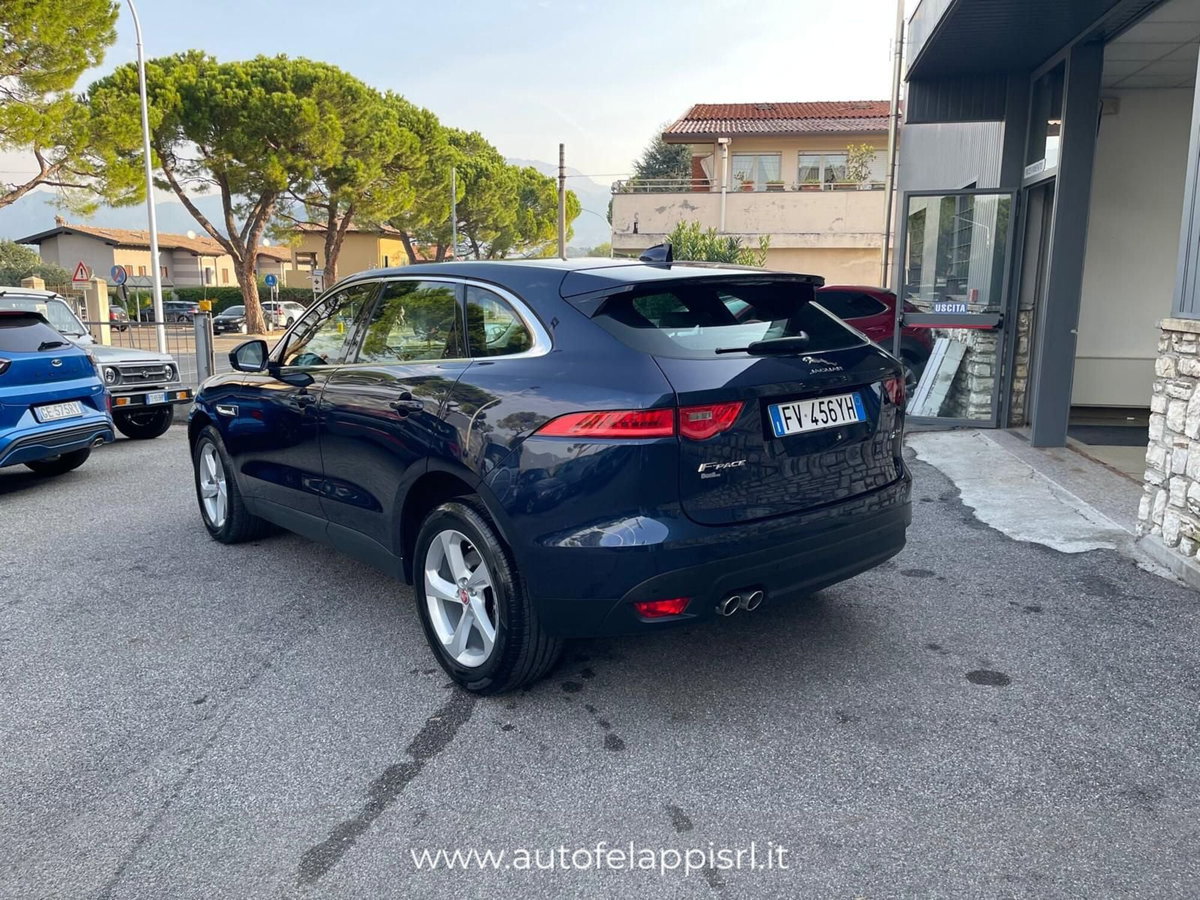 Jaguar F-Pace 2.0 D 180 CV AWD Prestige (8)