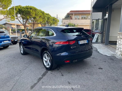 Jaguar F-Pace 2.0 D 180 CV AWD Prestige (8)