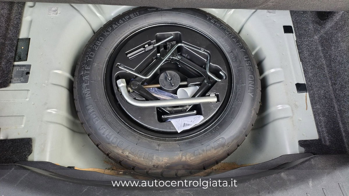 Lancia Ypsilon 1.0 FireFly 5 porte S&S Hybrid Gold Plus (16)