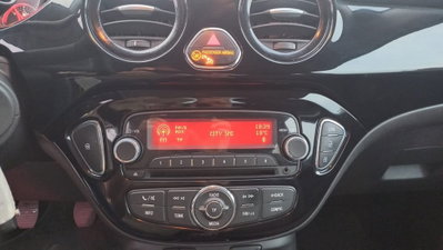 Opel Adam 1.4 87 CV GPL Tech Glam (9)