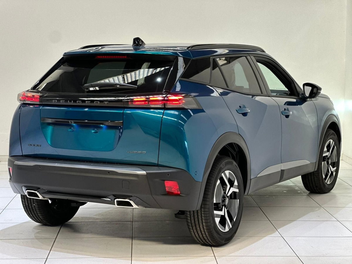 Peugeot 2008 1.2 hybrid Allure 145cv e-dcs6 (5)