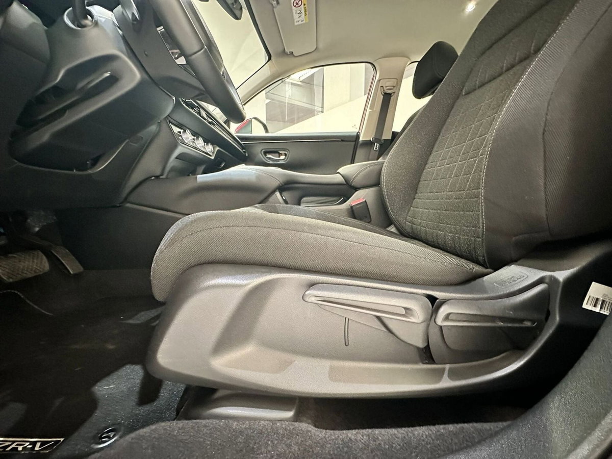 Honda ZR-V 2.0 hev Elegance (15)
