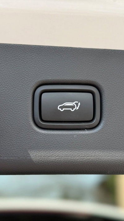 Hyundai Tucson 1.6 hev Xtech 2wd 239cv auto (18)
