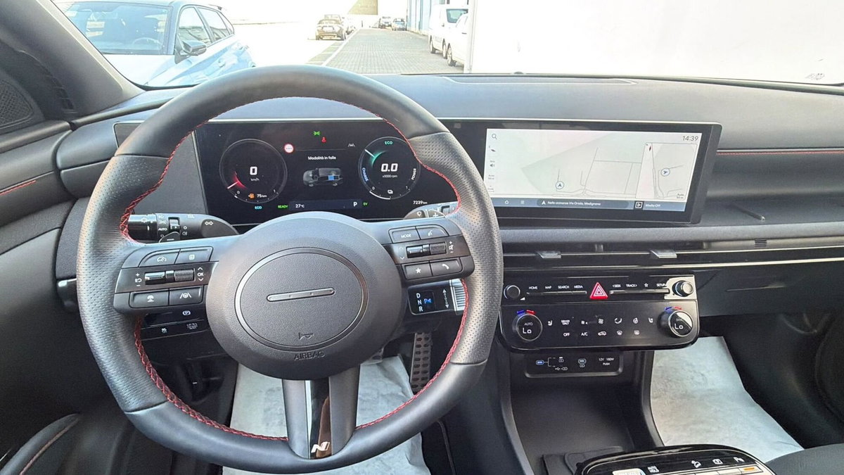 Hyundai Tucson 1.6 hev Xtech 2wd 239cv auto (5)