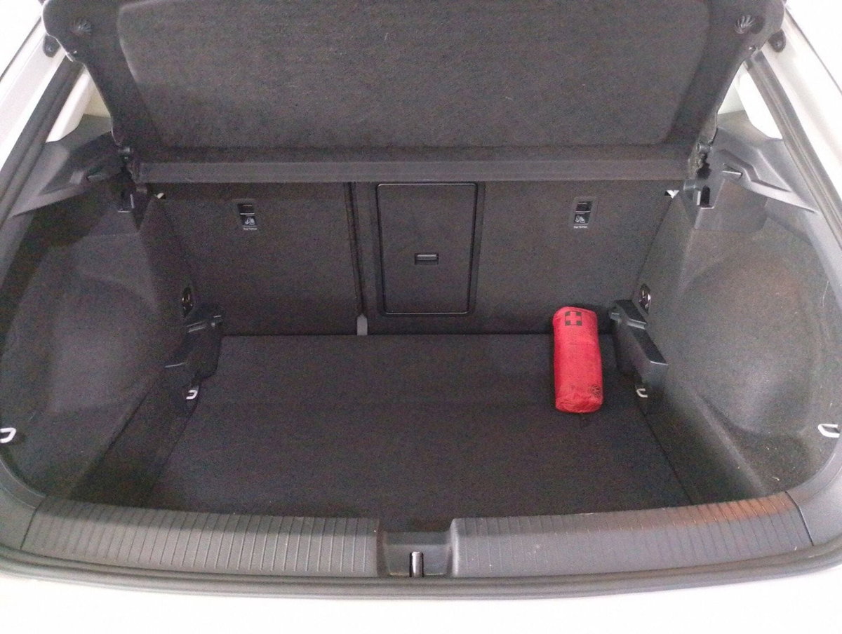 Volkswagen T-Roc 1.0 TSI Life (10)