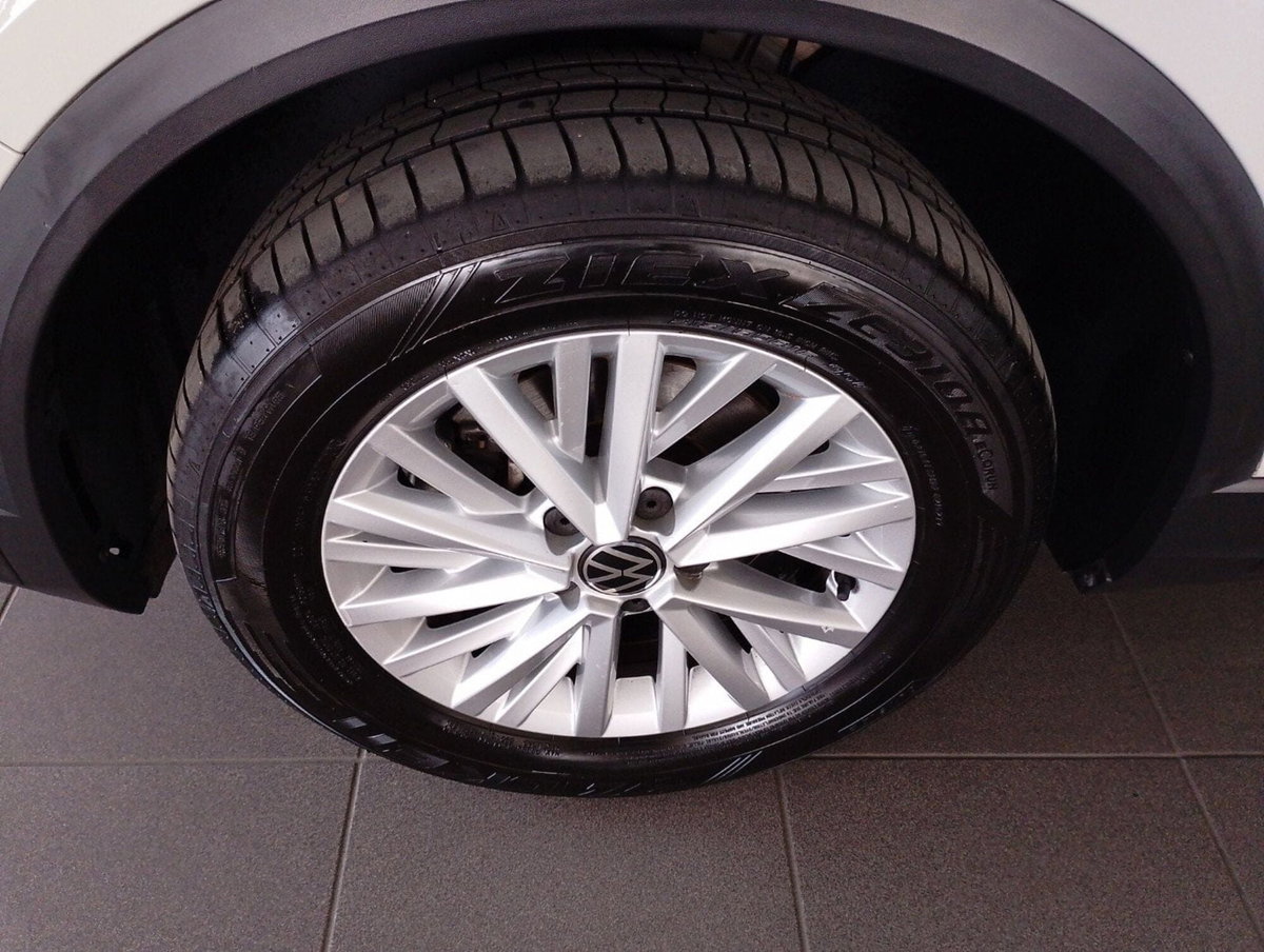 Volkswagen T-Roc 1.0 TSI Life (11)