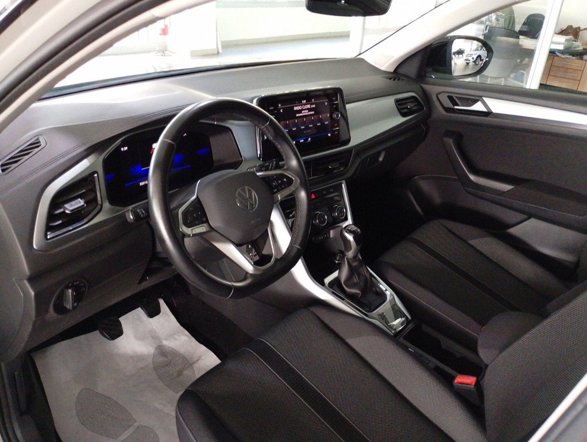 Volkswagen T-Roc 1.0 TSI Life (12)