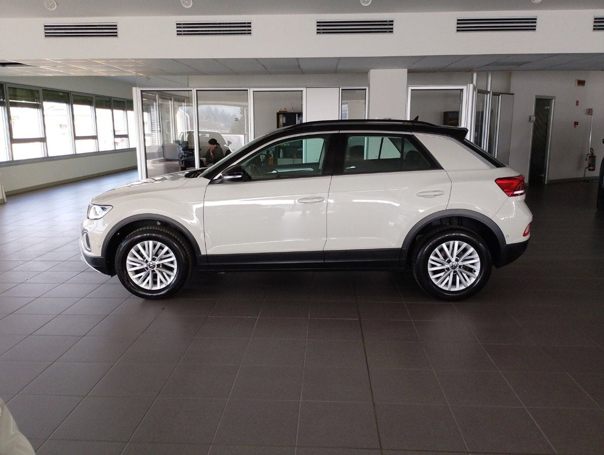 Volkswagen T-Roc 1.0 TSI Life (3)