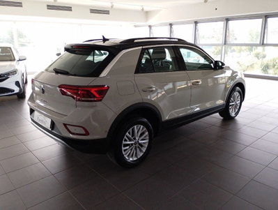 Volkswagen T-Roc 1.0 TSI Life (6)