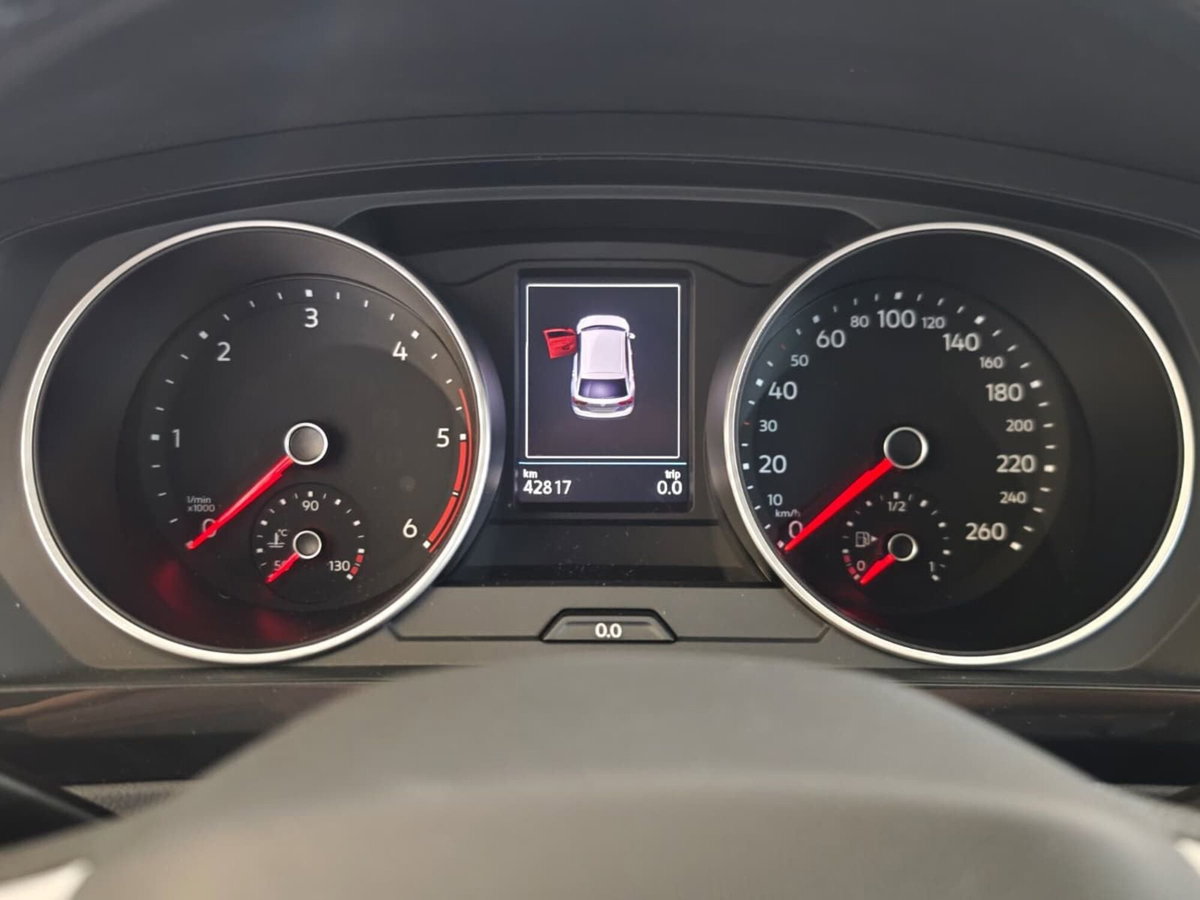 Volkswagen Tiguan 2.0 TDI 150 CV SCR DSG 4MOTION Life (13)