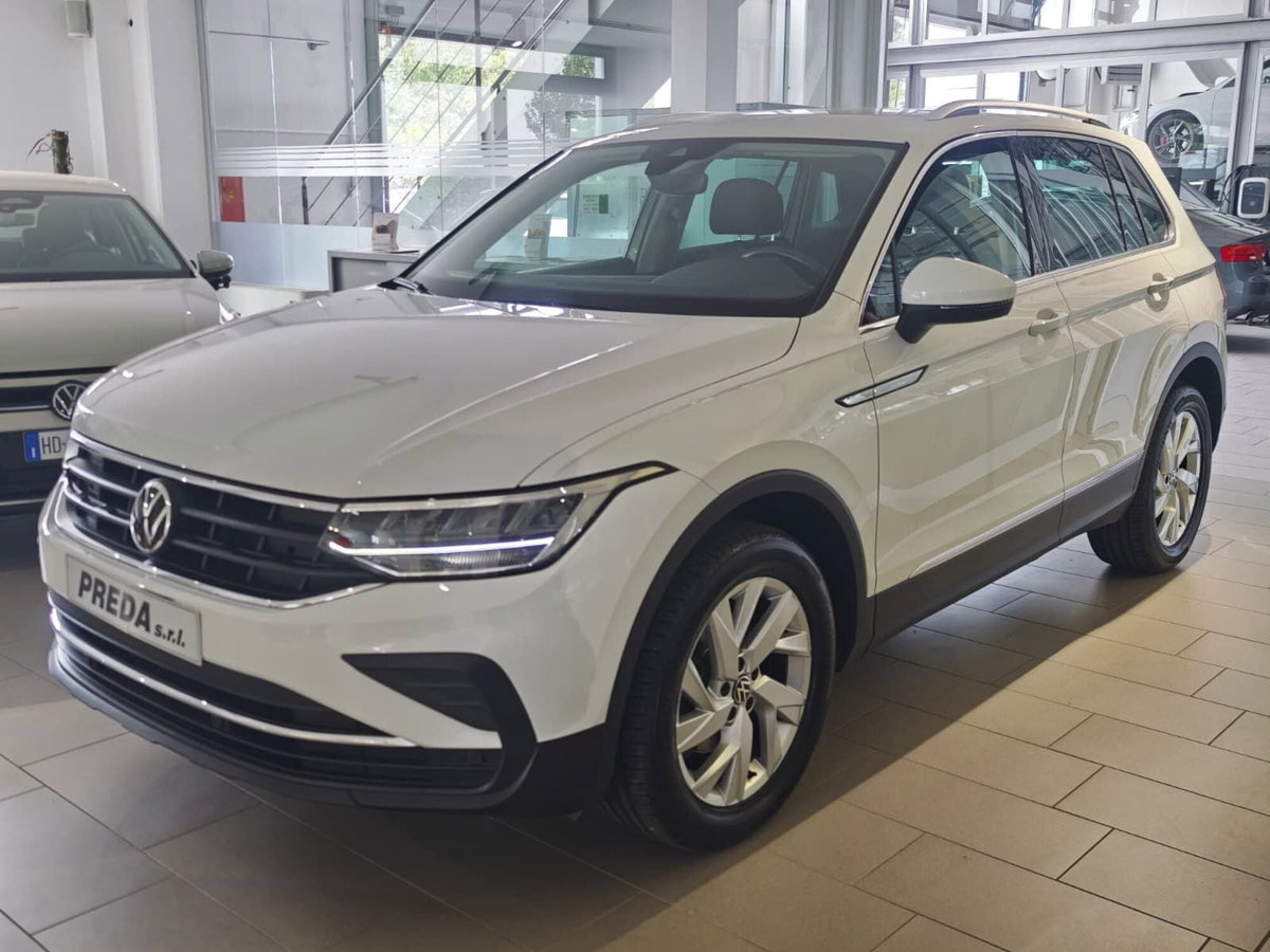 Volkswagen Tiguan 2.0 TDI 150 CV SCR DSG 4MOTION Life (3)