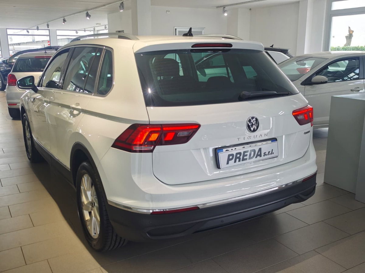 Volkswagen Tiguan 2.0 TDI 150 CV SCR DSG 4MOTION Life (7)