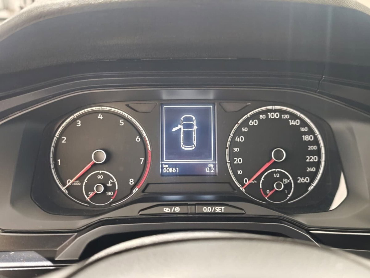 Volkswagen Polo 1.0 EVO 5p. Trendline BlueMotion Technology (8)