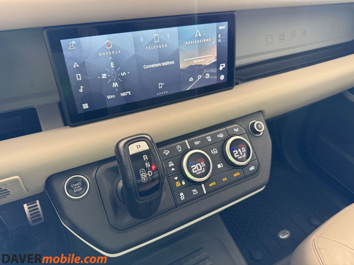 Land Rover Defender 110 3.0d i6 mhev X awd 300cv auto 6p.ti (17)