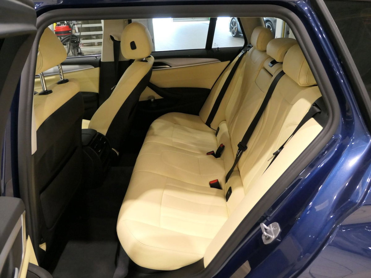 BMW Serie 5 Touring 520d 48V xDrive  Luxury (12)
