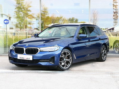 BMW Serie 5 Touring 520d 48V xDrive  Luxury (14)
