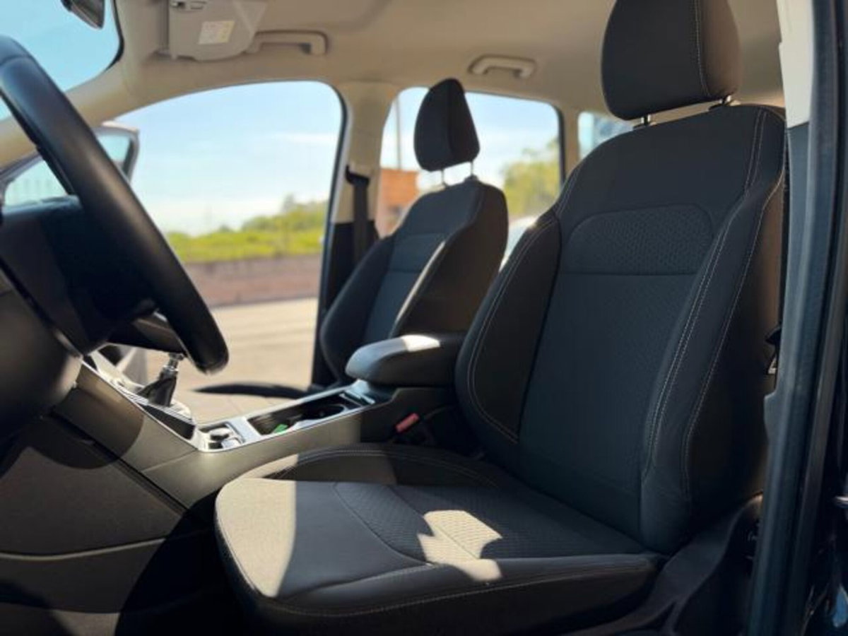 Ford Kuga 1.5 EcoBoost 120 CV 2WD (12)
