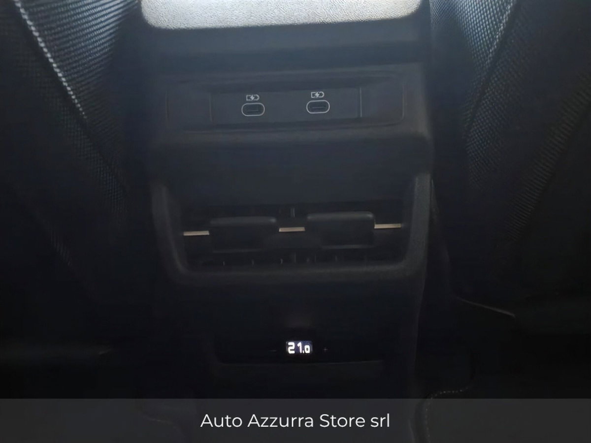 Audi Q3 Sportback 1.5 tfsi mhev S line edition 150cv s-tronic (11)