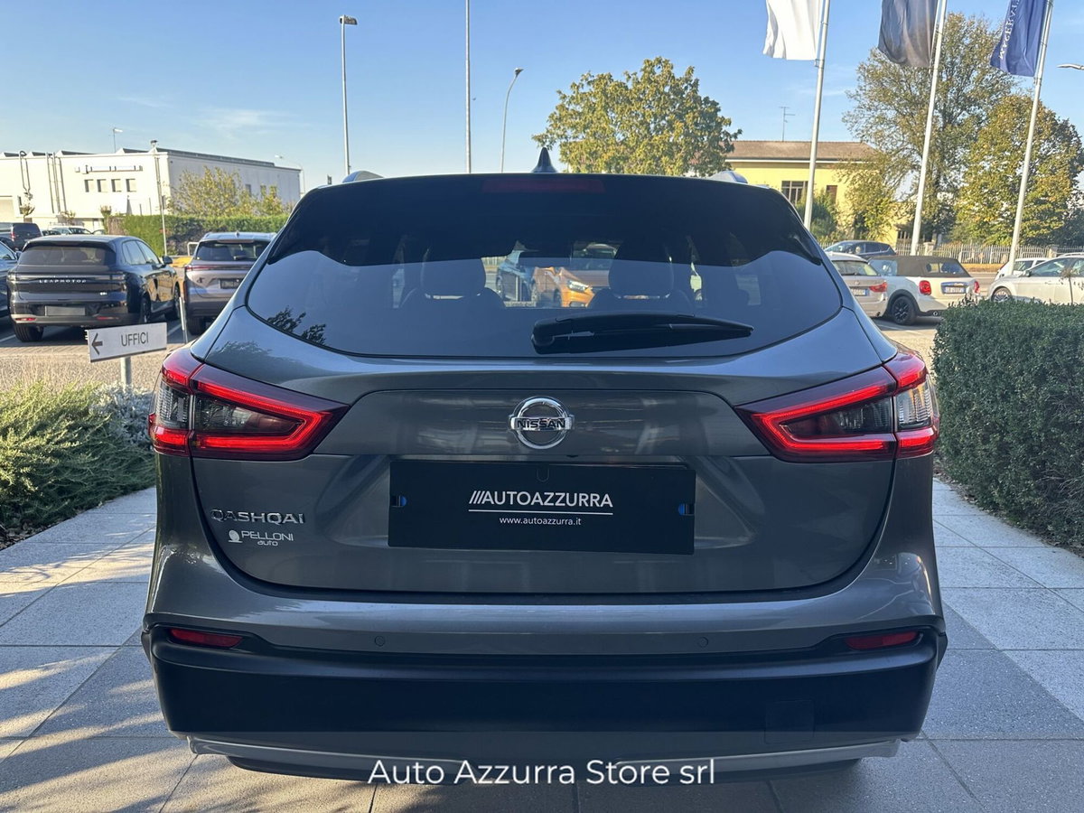 Nissan Qashqai 1.6 dCi 2WD Tekna (5)