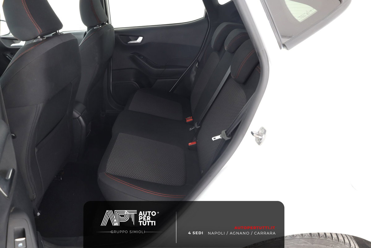 Ford Fiesta 1.0 Ecoboost 95 CV 5 porte ST-Line (15)