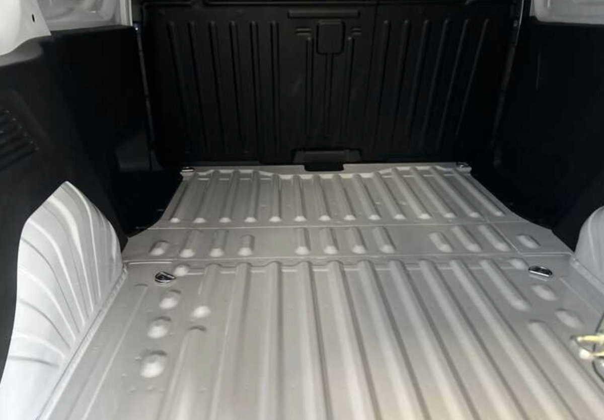 Fiat Doblò Furgone van M 1.5 diesel 100cv (8)