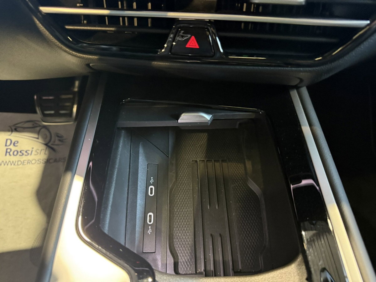 Volkswagen Passat 2.0 tdi scr R-Line 4motion 193cv dsg (15)