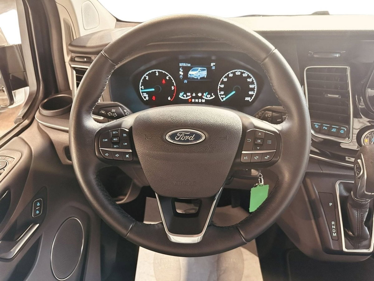 Ford Tourneo Custom 320 2.0 EcoBlue 130CV aut. PC Titanium (9)