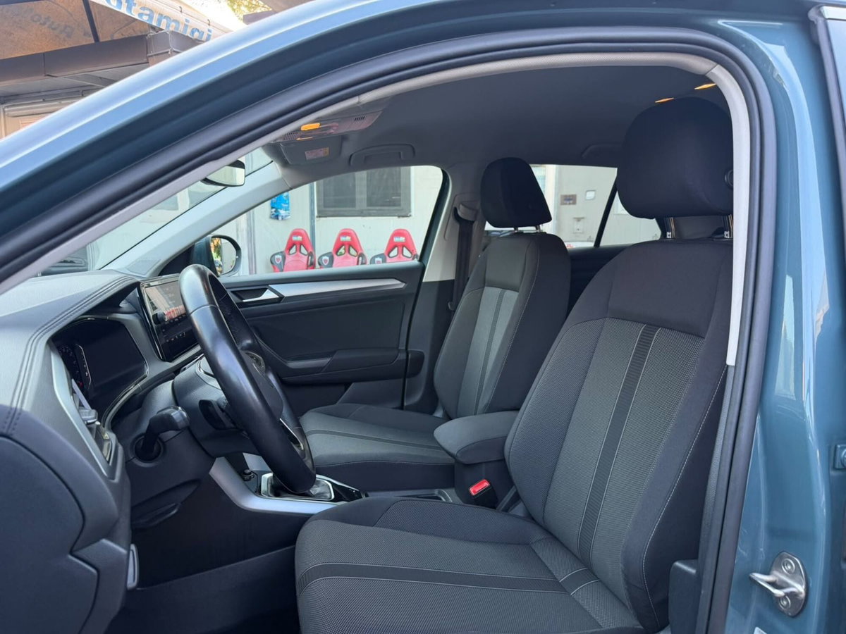 Volkswagen T-Roc 1.5 tsi Style dsg (16)