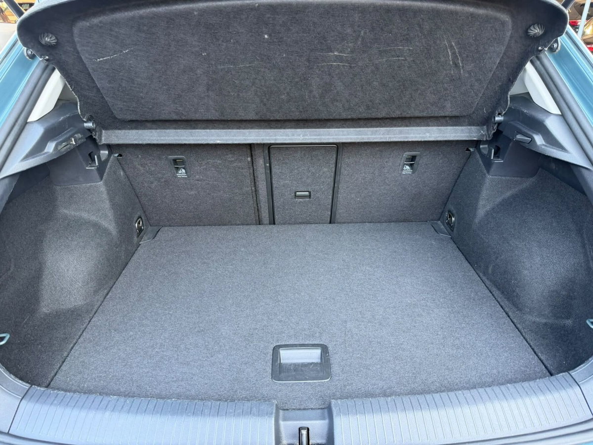 Volkswagen T-Roc 1.5 tsi Style dsg (5)