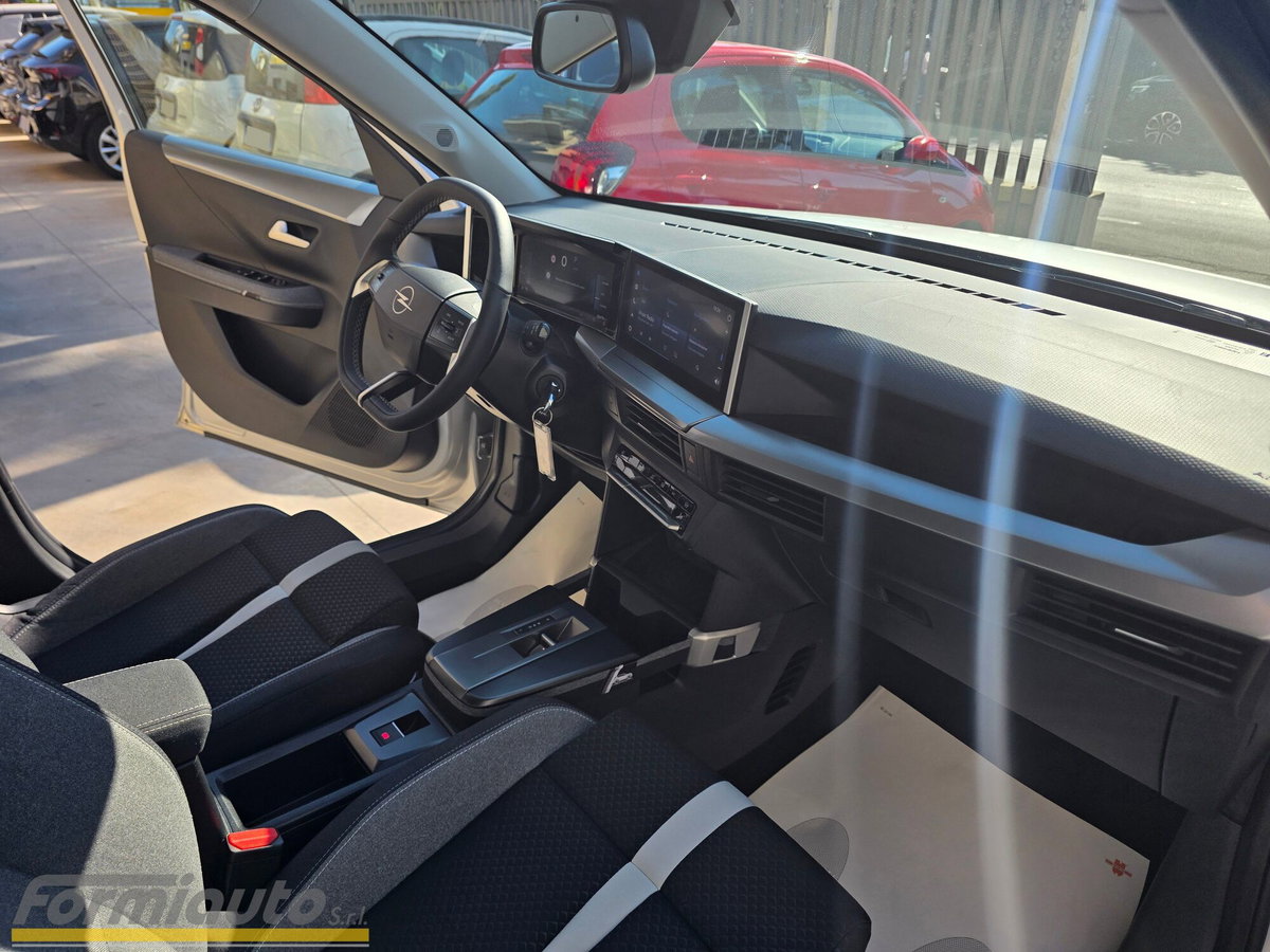 Opel Frontera 1.2 hybrid GS 145cv edct 7p.ti (11)
