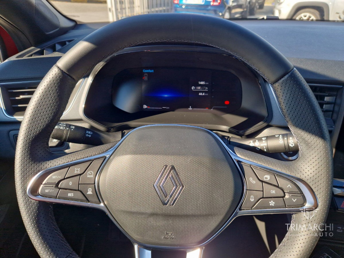 Renault Captur 1.2 tce Techno 115cv (11)