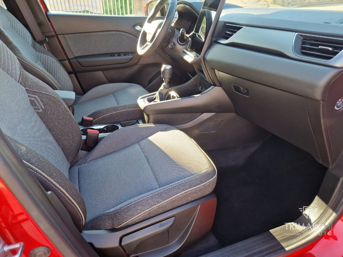 Renault Captur 1.2 tce Techno 115cv (15)