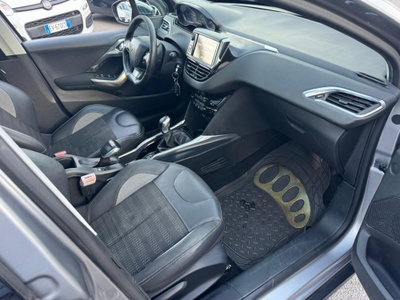 Peugeot 2008 e-HDi 92 CV Stop&Start ETG6 Allure (10)