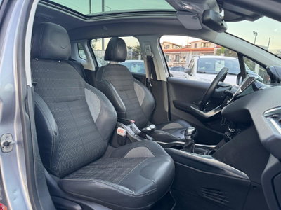 Peugeot 2008 e-HDi 92 CV Stop&Start ETG6 Allure (11)