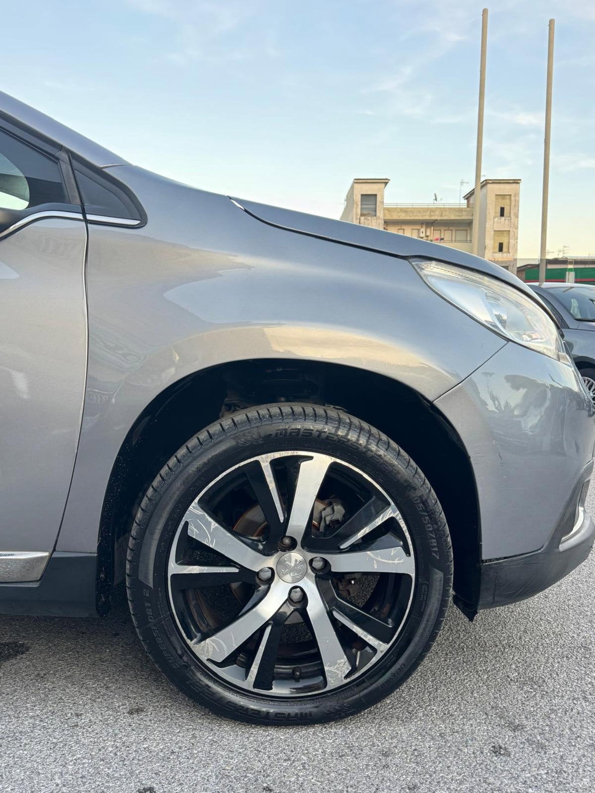 Peugeot 2008 e-HDi 92 CV Stop&Start ETG6 Allure (18)