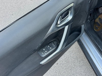 Peugeot 2008 e-HDi 92 CV Stop&Start ETG6 Allure (4)